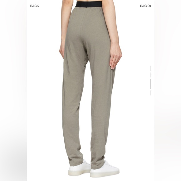 Essentials lounge pants - Picture 3 of 3